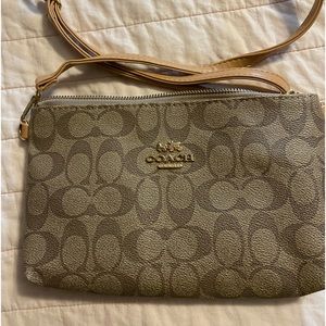 Coach Crossbody.